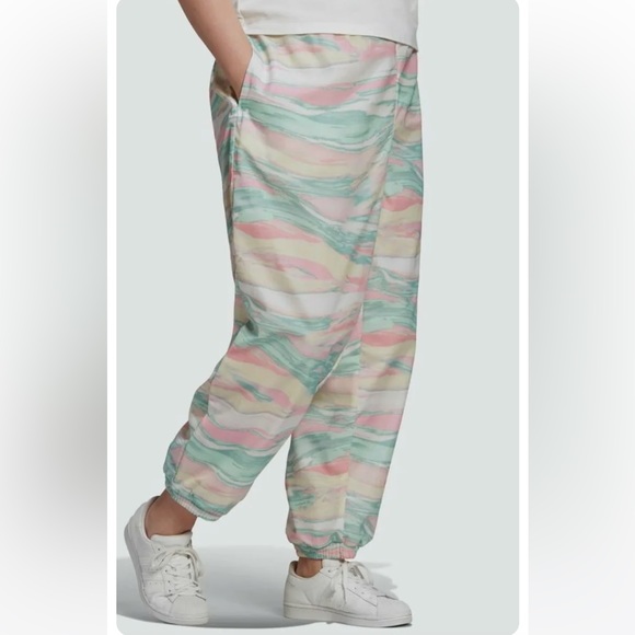 Adidas R.Y.V Trackpants - Limited Edition - Picture 2 of 6